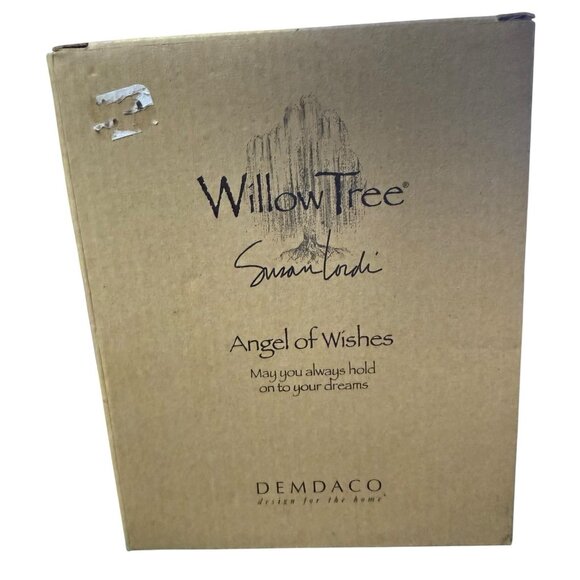 Angel of Wishes Figurine by Willow Tree - May You Always Hold on to Your Dreams - Picture 2 of 4
